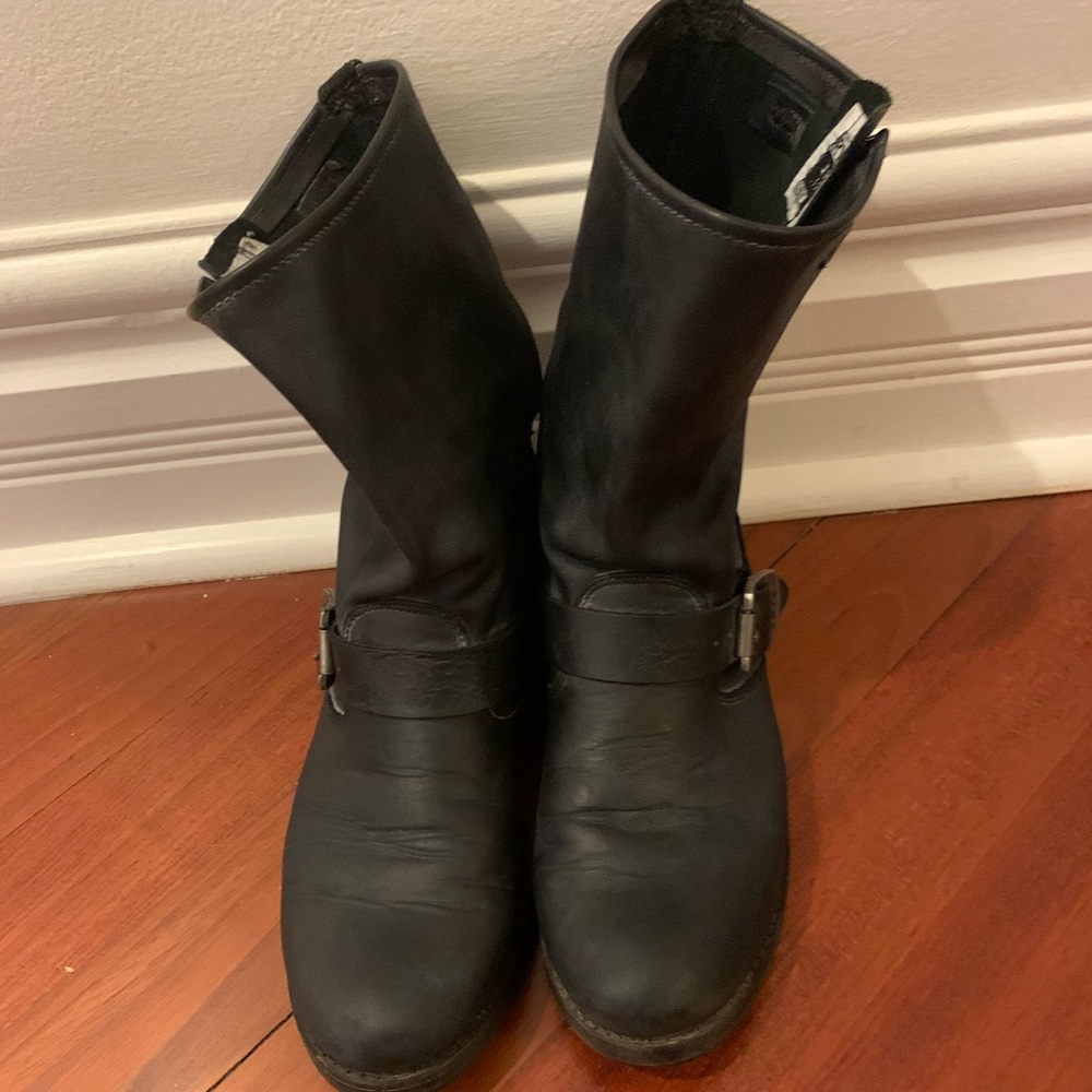Frye Veronica Short Slouch